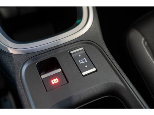 Jeep Avenger 1.2 e-Hybrid Summit | Navigatie | Elektrische Achterklep | Camera | Parkeersensoren | Climate Con... ActivLease financial lease