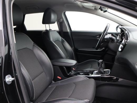 Kia Ceed Sportswagon 1.0 T-GDi DYNAMICPLUSLINE + TREKHAAK | DAB | STUUR/STOELVERW. | LED | CAMERA | CARPLAY ActivLease financial lease