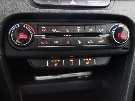 Kia Ceed Sportswagon 1.0 T-GDi DYNAMICPLUSLINE + TREKHAAK | DAB | STUUR/STOELVERW. | LED | CAMERA | CARPLAY ActivLease financial lease