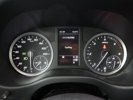 Mercedes-Benz Vito 119 CDI 190 PK AUT. EXTRA LANG + 2500 KG TREKHAAK | APPLE CARPLAY | CAMERA | LMV ActivLease financial lease