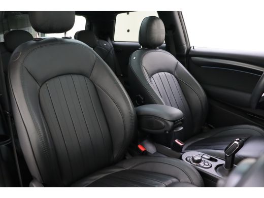 Mini Electric / Panoramadak / Sportstoelen / Achteruitrijcamera / Stuurverwarming / Comfort Access / Adaptieve ... ActivLease financial lease