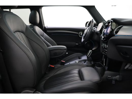 Mini Electric / Panoramadak / Sportstoelen / Achteruitrijcamera / Stuurverwarming / Comfort Access / Adaptieve ... ActivLease financial lease