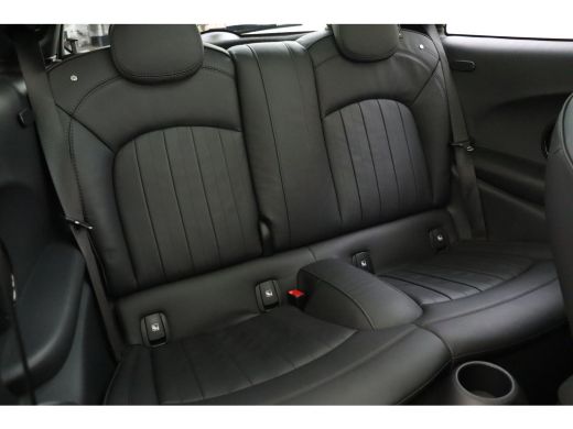 Mini Electric / Panoramadak / Sportstoelen / Achteruitrijcamera / Stuurverwarming / Comfort Access / Adaptieve ... ActivLease financial lease