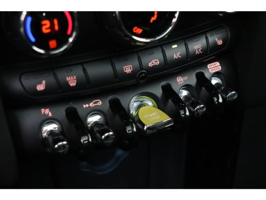 Mini Electric / Panoramadak / Sportstoelen / Achteruitrijcamera / Stuurverwarming / Comfort Access / Adaptieve ... ActivLease financial lease