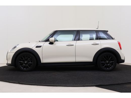 Mini One One Classic / Sportstoelen / LED / Head-Up / Navigatie / Airconditioning / Cruise Control ActivLease financial lease