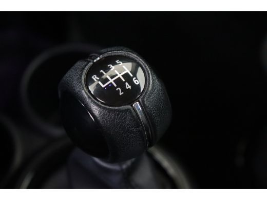 Mini One One Classic / Sportstoelen / LED / Head-Up / Navigatie / Airconditioning / Cruise Control ActivLease financial lease