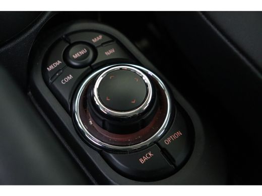 Mini One One Classic / Sportstoelen / LED / Head-Up / Navigatie / Airconditioning / Cruise Control ActivLease financial lease