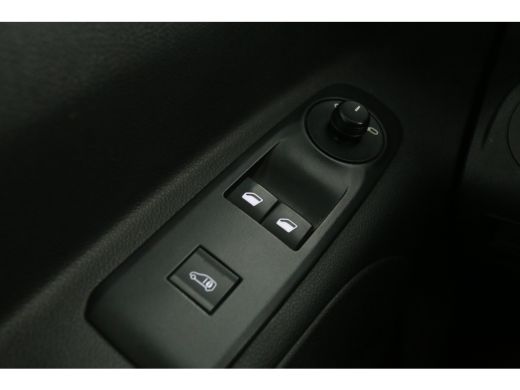 Opel Combo 1.5D L2 | 102PK | 3-Zits | Airco | Cruise | Parkeersens. ActivLease financial lease