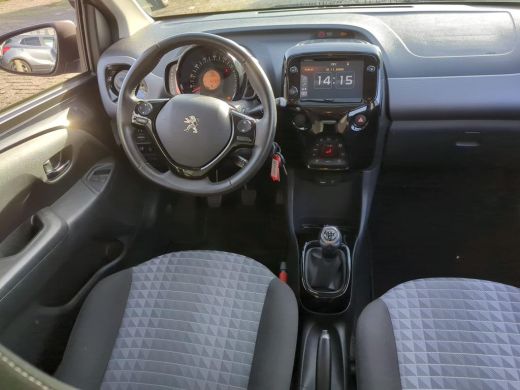 Peugeot 108 1.0 e-VTi Allure | Navi by app | Climate control | Camera | LED | Mistlampen | Lichtmetaal | ActivLease financial lease