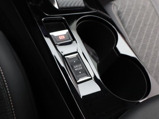 Peugeot 208 Hybrid 100 e-DCS6 Allure | Apple Carplay/Android Auto|telefoonintegratie premium | Armsteun voor ... ActivLease financial lease