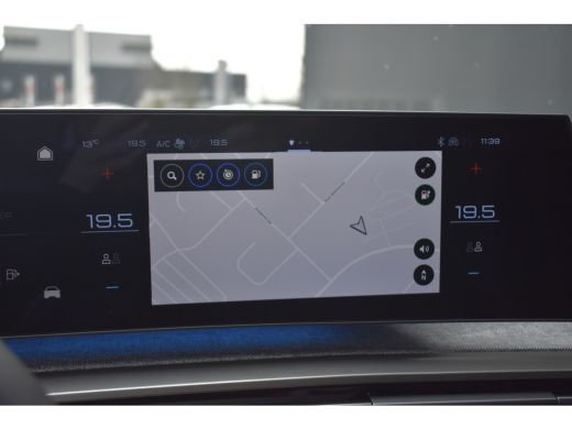 Peugeot 5008 1.6 Plug-in Hybrid 195 Allure 7p. DEMO-DEAL! | 360 Camera | Seat Pack | Drive Assist Pack | Panor... ActivLease financial lease