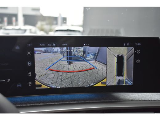 Peugeot 5008 1.6 Plug-in Hybrid 195 Allure 7p. DEMO-DEAL! | 360 Camera | Seat Pack | Drive Assist Pack | Panor... ActivLease financial lease