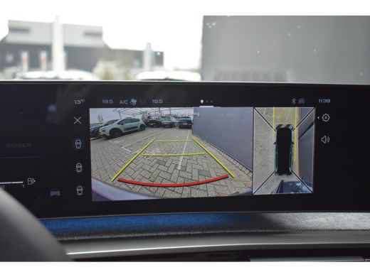 Peugeot 5008 1.6 Plug-in Hybrid 195 Allure 7p. DEMO-DEAL! | 360 Camera | Seat Pack | Drive Assist Pack | Panor... ActivLease financial lease