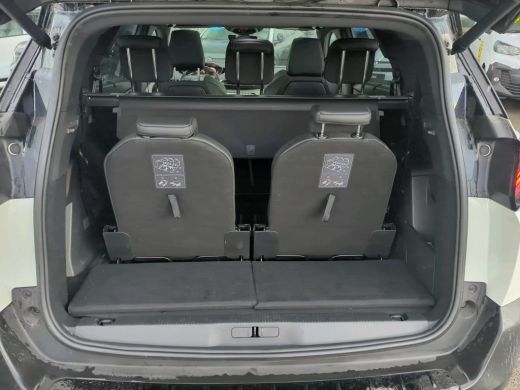 Peugeot 5008 1.6 PureTech GT | Automaat | Navigatie | Camera | Panorama/schuifdak | Focal | Black Pack | ActivLease financial lease