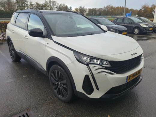 Peugeot 5008 1.6 PureTech GT | Automaat | Navigatie | Camera | Panorama/schuifdak | Focal | Black Pack | ActivLease financial lease