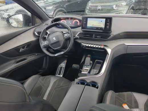 Peugeot 5008 1.6 PureTech GT | Automaat | Navigatie | Camera | Panorama/schuifdak | Focal | Black Pack | ActivLease financial lease