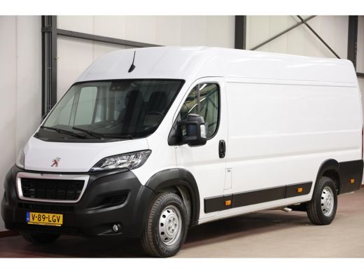 Peugeot Boxer 435 2.2 BlueHDi 140 L4H2 ActivLease financial lease