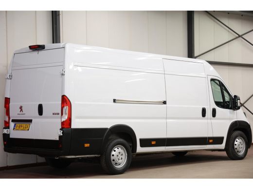 Peugeot Boxer 435 2.2 BlueHDi 140 L4H2 ActivLease financial lease