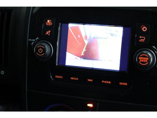 Peugeot Boxer 435 2.2 BlueHDi 140 L4H2 ActivLease financial lease