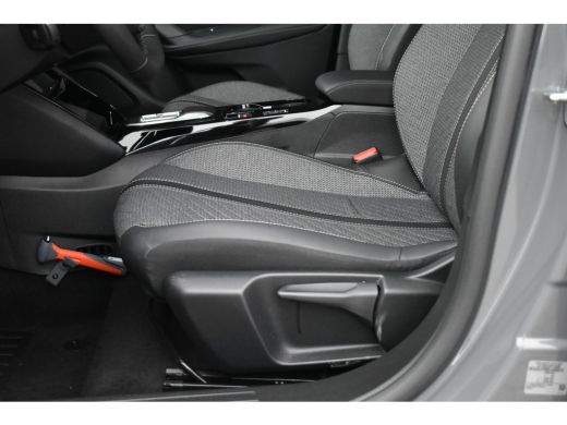 Peugeot e-2008 EV Allure Avantage 54 kWh 8 Jaar Garantie! | Navigatie | Keyless-Entry | Cruise Control | Full-LE... ActivLease financial lease