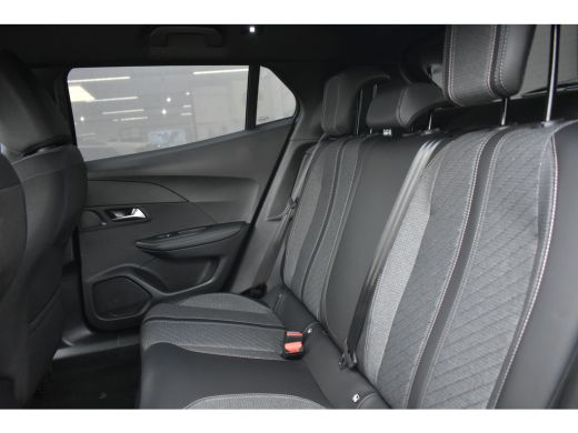 Peugeot e-2008 EV Allure Avantage 54 kWh 8 Jaar Garantie! | Navigatie | Keyless-Entry | Cruise Control | Full-LE... ActivLease financial lease