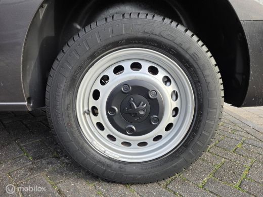 Peugeot Expert Bestel 2.0 BlueHDI 120 Long Asphalt ActivLease financial lease