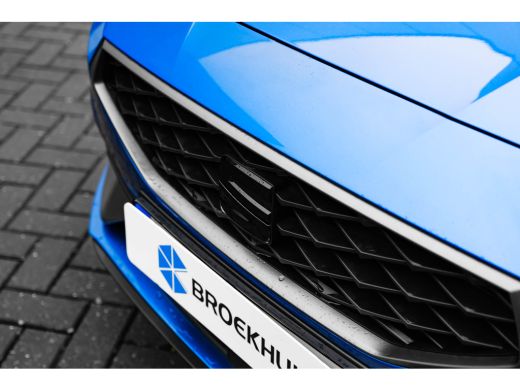 Seat Leon Sportstourer 1.5 TSI e-Hybrid FR Business | Achterspoiler | Achteruitrijcamera | Airco (automatisch) ActivLease financial lease