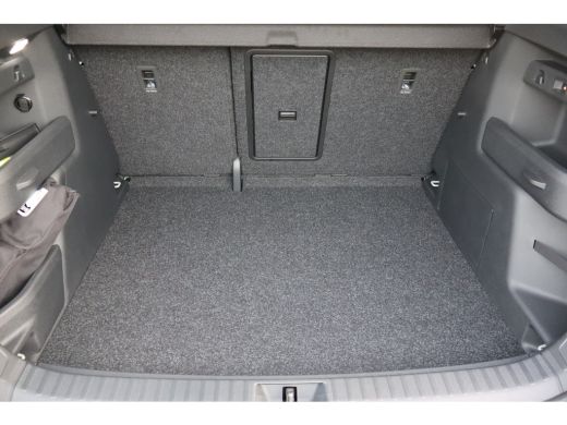 Skoda Elroq Business Edition - Tour Inclusief &euro;3000,- inruilvoordeel | Cruise control met speedlimiter | Driv... ActivLease financial lease