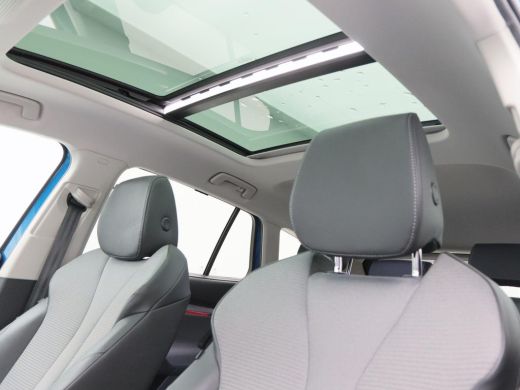 Skoda Enyaq iV 60 | Panoramadak | Adaptive Cruise | Stoelverwarming | 360 Camera | CarPlay | Navigatie | 54.980 ... ActivLease financial lease