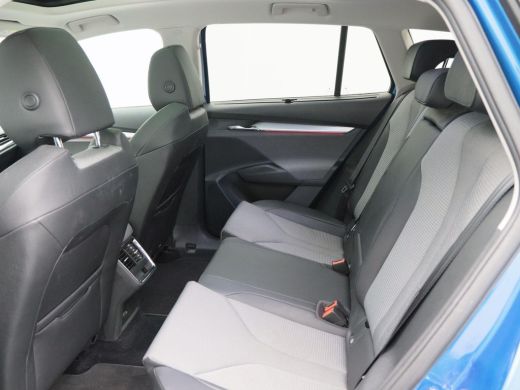 Skoda Enyaq iV 60 | Panoramadak | Adaptive Cruise | Stoelverwarming | 360 Camera | CarPlay | Navigatie | 54.980 ... ActivLease financial lease