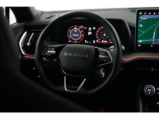 Skoda Kodiaq Sportline PHEV | Achter uitrijcamera | Elektrisch bedienbare achterklep | Verwarmd stuurwiel | St... ActivLease financial lease