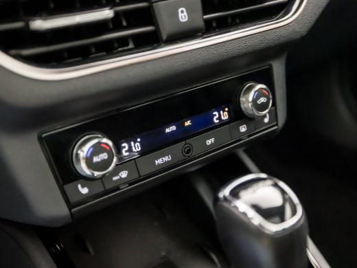 Skoda Scala 1.0 TSI Sport Automaat (PANORAMADAK, VIRTUAL COCKPIT, APPLE CARPLAY, GROOT NAVI, CLIMATE, STOELVE... ActivLease financial lease
