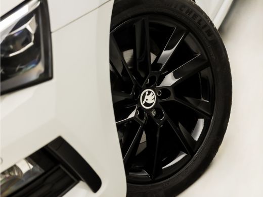 Skoda Scala 1.0 TSI Sport Automaat (PANORAMADAK, VIRTUAL COCKPIT, APPLE CARPLAY, GROOT NAVI, CLIMATE, STOELVE... ActivLease financial lease