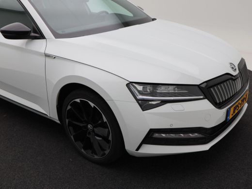 Skoda Superb Combi 1.4 TSi 218 Pk Automaat iV Sportline Business | Panoramadak | Adaptive Cruise | CarPlay | N... ActivLease financial lease