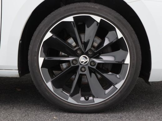 Skoda Superb Combi 1.4 TSi 218 Pk Automaat iV Sportline Business | Panoramadak | Adaptive Cruise | CarPlay | N... ActivLease financial lease