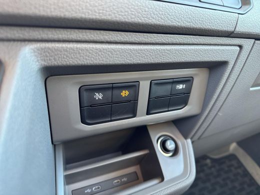 Volkswagen Crafter 35 2.0 TDI L3 | Pick Up | Trekhaak | DAB | LED | 140 pk | Automaat | ActivLease financial lease