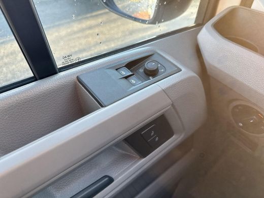 Volkswagen Crafter 35 2.0 TDI L3 | Pick Up | Trekhaak | DAB | LED | 140 pk | Automaat | ActivLease financial lease