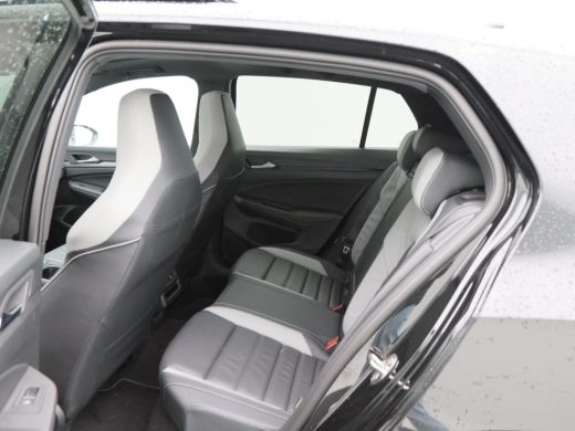 Volkswagen Golf 1.5 eHybrid 272 Pk GTE Black Style | Full LED | Panoramadak | Trekhaak | Leder | Camera | Stoelve... ActivLease financial lease