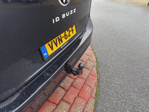 Volkswagen ID. Buzz Cargo Cargo 77 kWh | Trekhaak | Camera | PDC | Betimmering | SOH 95% | ActivLease financial lease