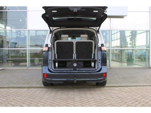 Volkswagen ID. Buzz Pro 86 kWh LWB 286 PK | 6-zits | Panoramadak | Trekhaak | Harman-Kardon | Head-up Display | Navi|... ActivLease financial lease