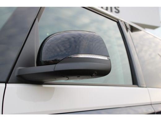 Volkswagen ID. Buzz Pro 86 kWh LWB 286 PK | 6-zits | Panoramadak | Trekhaak | Harman-Kardon | Head-up Display | Navi|... ActivLease financial lease