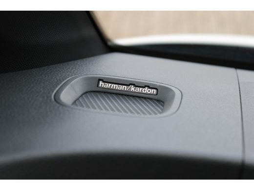 Volkswagen ID. Buzz Pro 86 kWh LWB 286 PK | 6-zits | Panoramadak | Trekhaak | Harman-Kardon | Head-up Display | Navi|... ActivLease financial lease