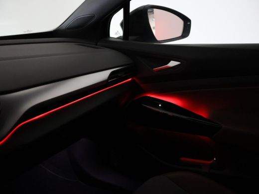 Volkswagen ID.4 FIRST 77 kWh 1st + 20 INCH LMV | TREKHAAK | CAMERA | SFEERVERLICHTING | ADAPTIVE CRUISE | STOELVERW. ActivLease financial lease