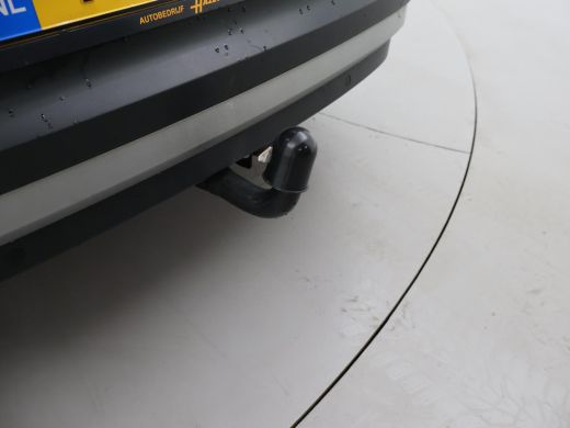 Volkswagen ID.4 FIRST 77 kWh 1st + 20 INCH LMV | TREKHAAK | CAMERA | SFEERVERLICHTING | ADAPTIVE CRUISE | STOELVERW. ActivLease financial lease