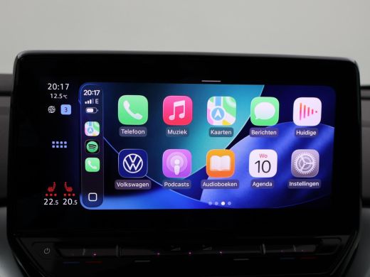 Volkswagen ID.4 FIRST 77 kWh 1st + 20 INCH LMV | TREKHAAK | CAMERA | SFEERVERLICHTING | ADAPTIVE CRUISE | STOELVERW. ActivLease financial lease
