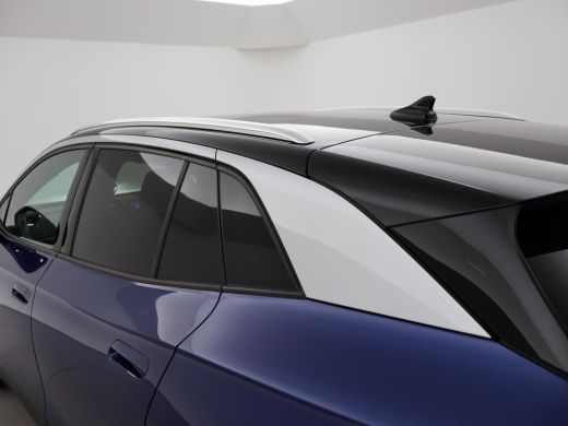 Volkswagen ID.4 FIRST 77 kWh 1st + 20 INCH LMV | TREKHAAK | CAMERA | SFEERVERLICHTING | ADAPTIVE CRUISE | STOELVERW. ActivLease financial lease