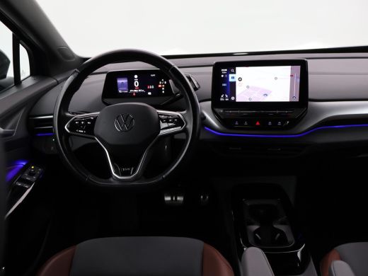 Volkswagen ID.4 FIRST 77 kWh 1st + 20 INCH LMV | TREKHAAK | CAMERA | SFEERVERLICHTING | ADAPTIVE CRUISE | STOELVERW. ActivLease financial lease