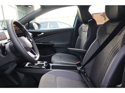 Volkswagen ID.4 Limited Edition | 'App-Connect' draadloze smartphone integratie | Achterbank in ongelijke delen n... ActivLease financial lease