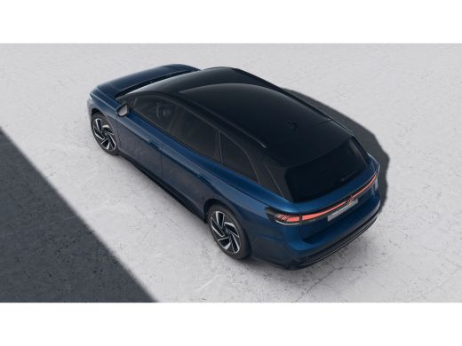 Volkswagen ID.7 Pro Limited Edition | Achterbank in ongelijke delen neerklapbaar incl. middenarmsteun en doorlaad... ActivLease financial lease