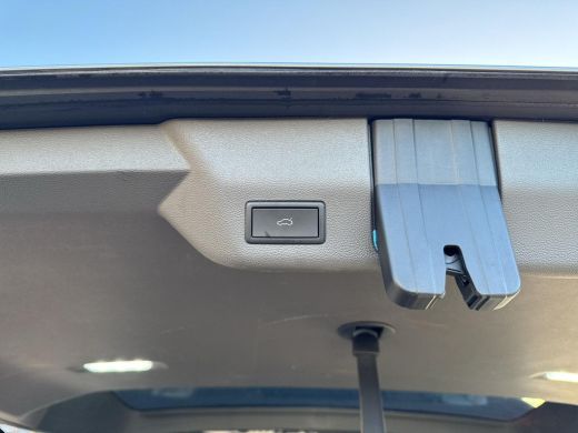 Volkswagen Multivan 1.4 eHybrid L2H1 Style | 360 camera| Elec. A-klep | ACC | Side assist | ActivLease financial lease